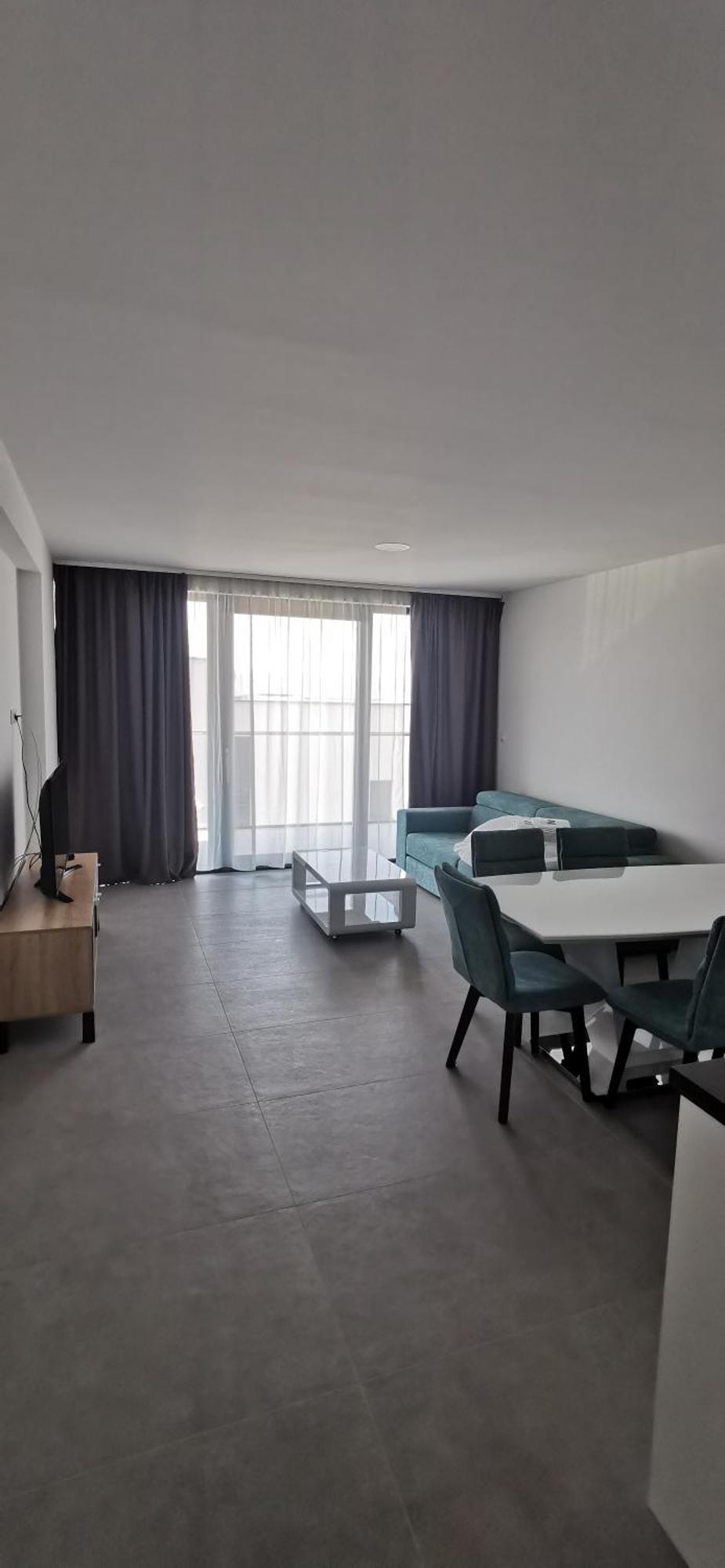 Sea House 4*